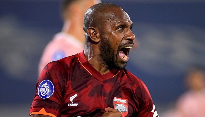 Boaz Solossa Bakal Duet Bareng Mantan Bomber Persib?